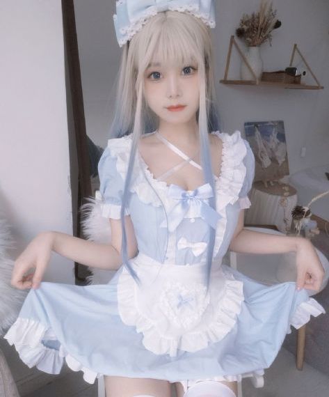 逆光飞翔
