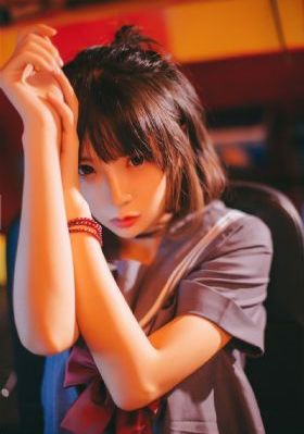 《我朋友的老婆》HD